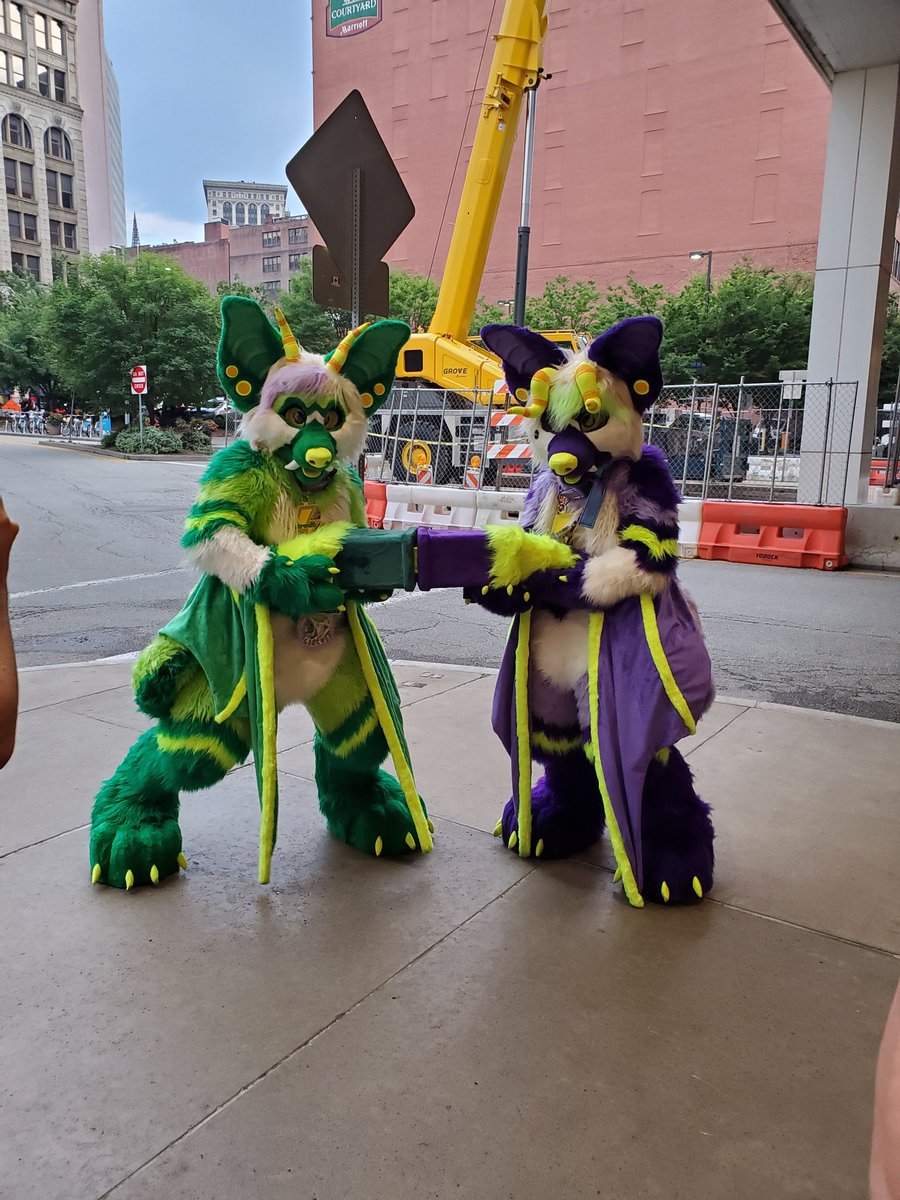 BeastZeku's tweet photo. @Circuit_Batt @ShortCircuitBat I am so sorry for your loss. I remember taking these pictures of you both at AC 2019 https://t.co/bsXFxdkNoK