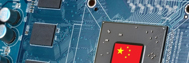 EU chip startups shift focus from China to Middle East amid US trade tensions.

Source: shorturl.at/xBF47

#EUChipShift #TechTradeTensions #SemiconductorStrategy #GlobalTechTrends #InnovationGeopolitics