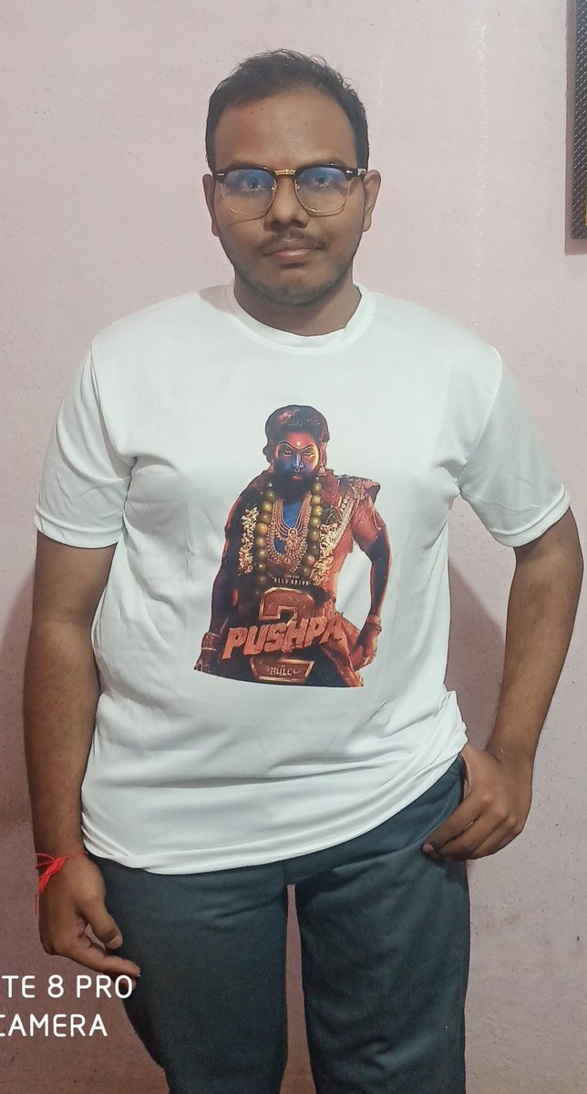 MPrashanthGupt1's tweet photo. Pushpa Gadi Rule
Prashanth Gadi Love
Assalu #ThaggedheLe
I love Icon StAAr @alluarjun Garu
@PushpaMovie Releasing on August 15th 2024
@iamRashmika @ThisIsDSP @MythriOfficial #sukumarGaru https://t.co/KhxYC6adC1