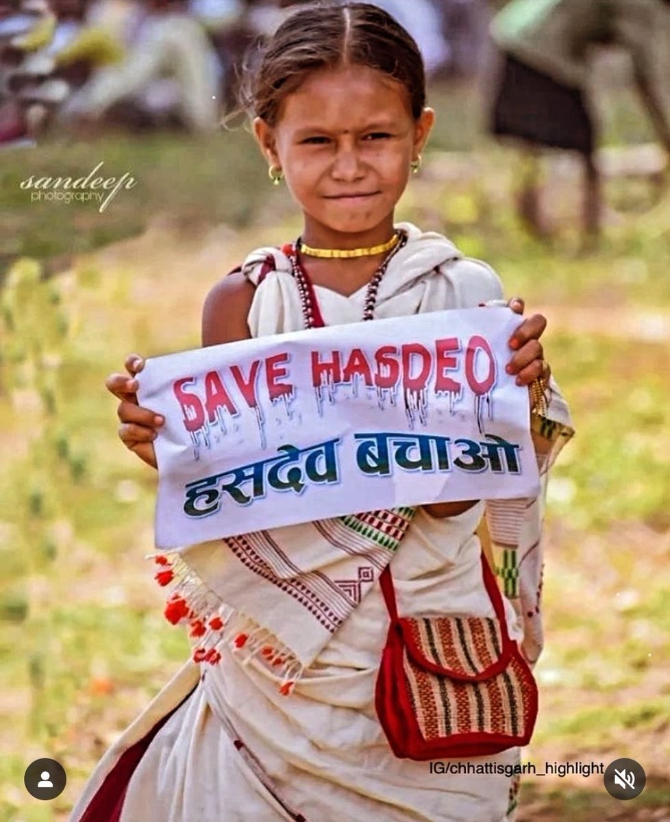 पूंजीपति VS आदिवासी समाज
गलत नियत VS इंसानियत 
पैसा और पावर VS हौसला और एकता
वर्तमान में अमीरी  VS भविस्य में जीवन का अस्तित्व

#SaveHasdeo_StopAdani 
#saveHasdevForest
