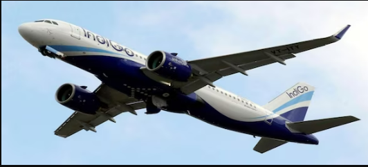 CNBCTV18News's tweet image. .@IndiGo6E passengers will now have to pay ₹ 2,000 for front-row seats which offer more legroom, as the airline has announced a steep revision in this seat-selection charges

Details ⬇️| #Indigo #FrontRowSeat @Djay_Khatri 
cnbctv18.com/aviation/inter…
