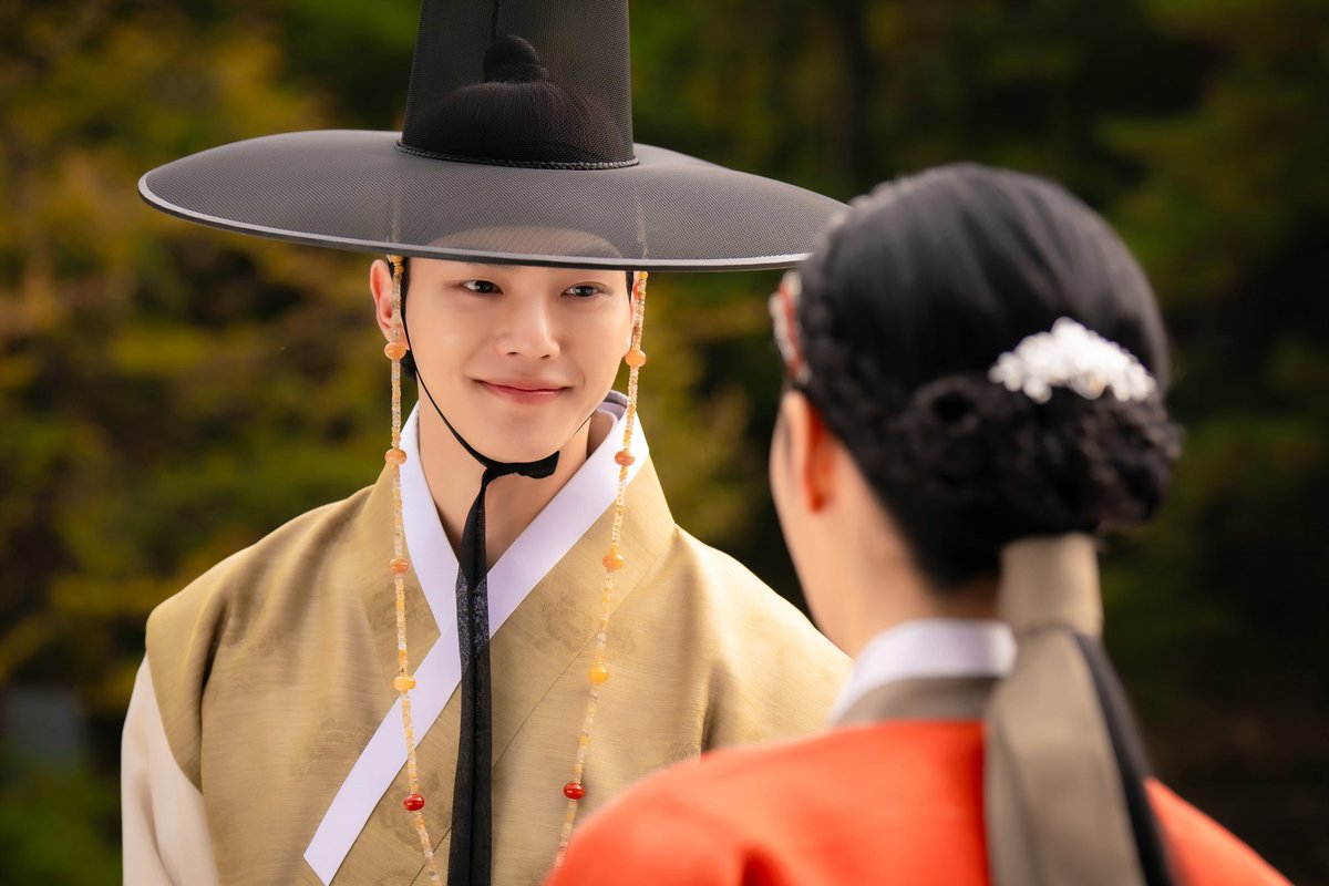 NAMOOACTORS2004's tweet photo. [#NEWS] '마이 데몬' 김유정X송강, 애틋하고 설레는 전생..사극 케미도 빛났다
▶ https://t.co/XdFlXNFjNn

#송강 #마이데몬 #SONGKANG #MyDemon https://t.co/kyrPb9ZkeY