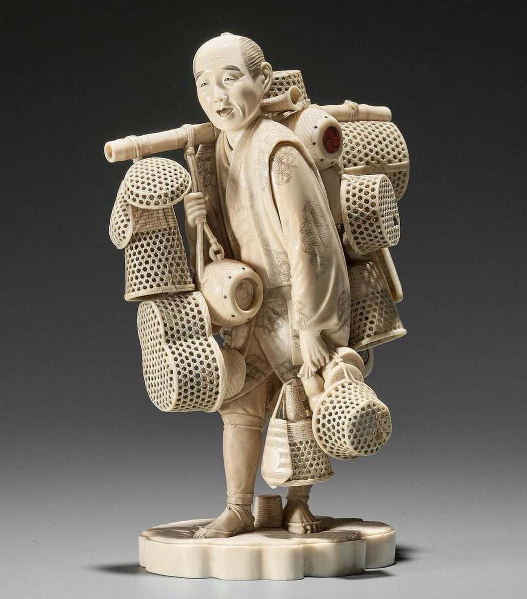 #vintagestyle #vintagephotography #vintagefashion  #vintagefashionillustration #vintagephotographer 

Ivory carving of a man selling baskets. Japan, Meiji period, 1868-1912