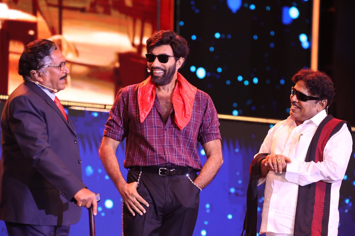 CinemaTweetz's tweet photo. Tribute to Late TN CM Kalaignar Karunanidhi - Stellar performance from Kollywood fraternity at #K100 #Kalaignar100 event..
@MuraliRamasamy4 @kathiresan_offl @rparthiepan @TFPCOffl @directorcheran @SarkunamDir
@ponramVVS @tfapatn #TANTIS #FEFSI https://t.co/0KgbdiZHeS
