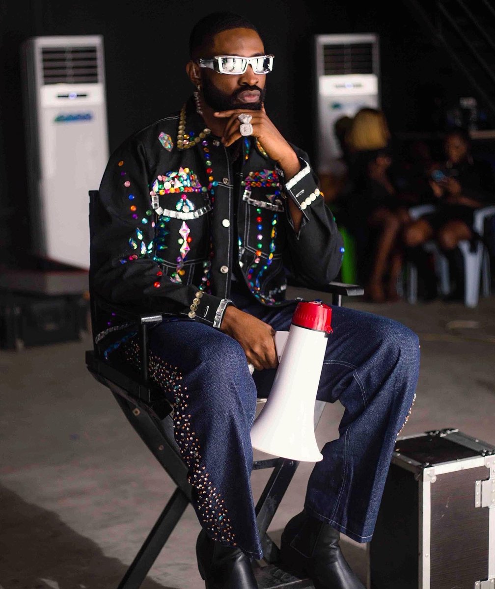 RicHassani's tweet photo. Good Morning, stream Afro Love. https://t.co/bDpxJVdTZq