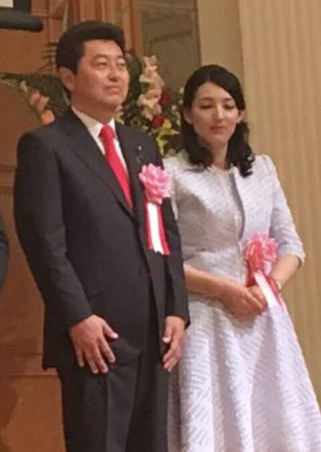 Liberty43239461's tweet photo. 裏金4000万を作り
逮捕前にデータ破壊し
証拠隠滅した池田議員
その娘はミス青学の池田有里紗
学生時代から
高級エステや高級バッグを
インスタに投稿
タワマンに住んでいた

裏金で家族を食わせてたクソ議員
万引き家族ならぬ裏金家族 https://t.co/nhslW6P241
