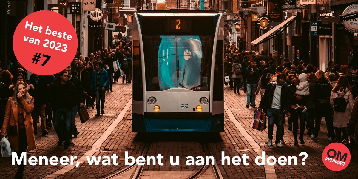De beste Omdenkverhalen van 2023 - #7
*
In het centrum van Amsterdam fietst een man midden op de trambaan. Als een agent hem staande houdt, blijkt hij lichtelijk in de war. Maar deze agent weet de situatie op een prachtige manier aan te pakken: omdenken.nl/inspiratie-en-…