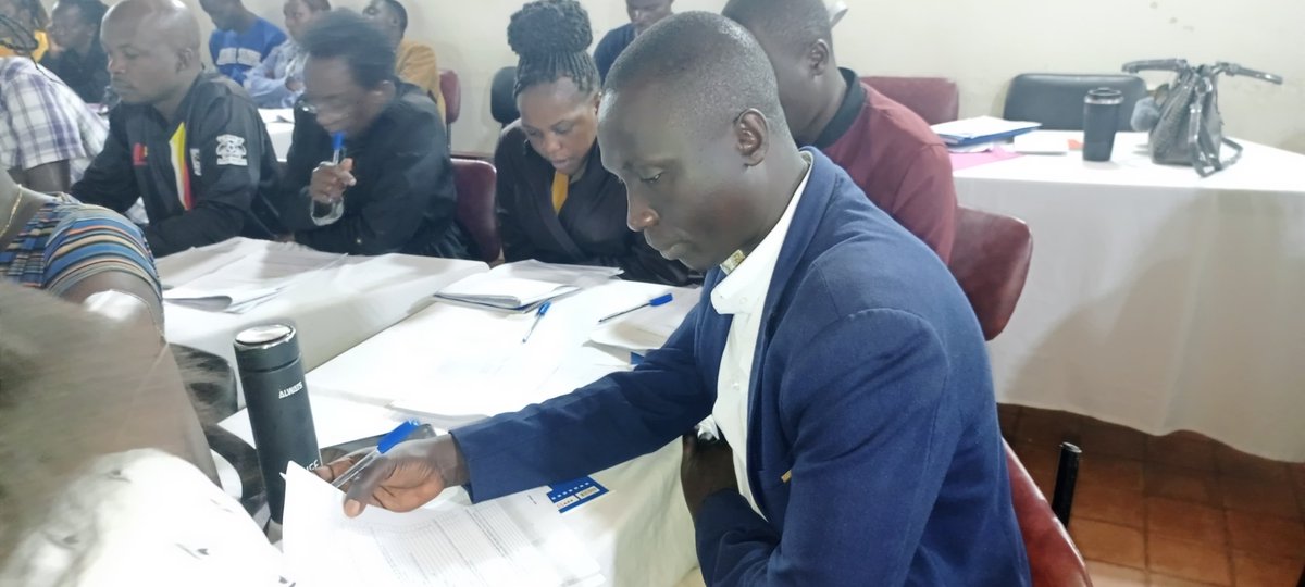 Nang3linah's tweet photo. @afrobarometer Day 2 ABR10 training in Uganda in full swing
@hatchileconsult continuing familirising with the questionnaire in English before switching to the local languages.
#VoicesAfrica
#ABRound10
#ABUganda https://t.co/nOJZsSqvP5