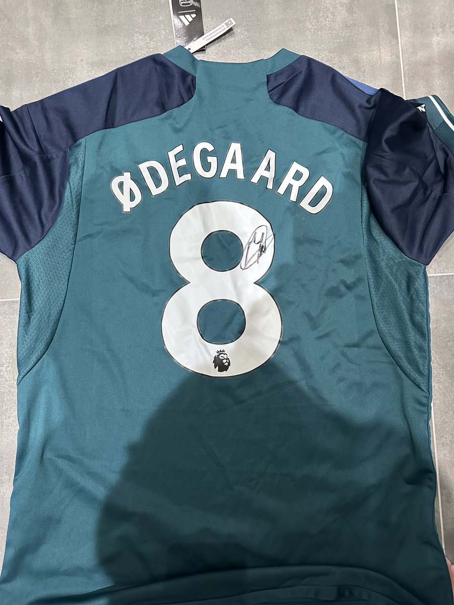 Arsenal Memorabilia tweet media