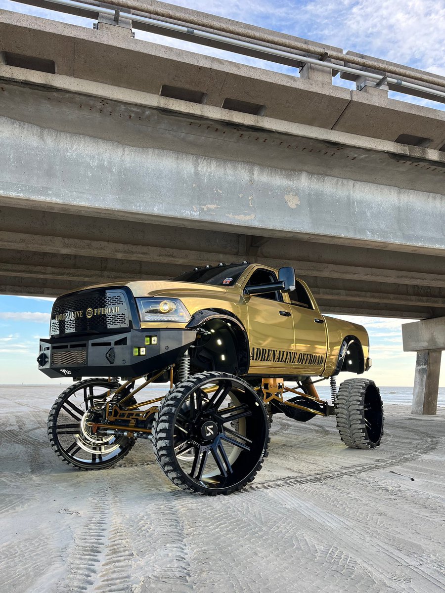 goldencummins's tweet photo. Are my 32” wheels a little excessive? 😂#liftedtrucks #ramtrucks #30x16 https://t.co/58pruiAMjA