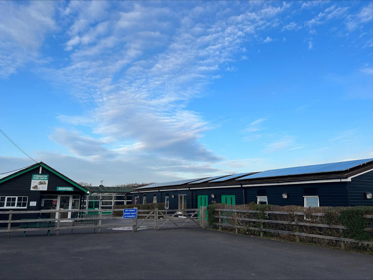 castle_primary's tweet photo. All was calm at Stubbington before a busy day for our year 4's this morning! https://t.co/wodenjILLF