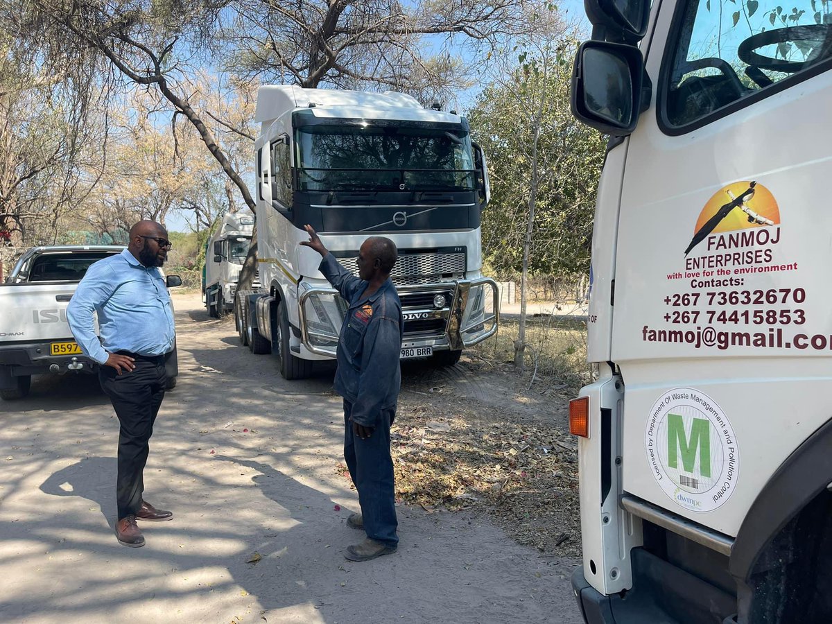 𝐖𝐀𝐒𝐓𝐄 𝐈𝐒 𝐖𝐄𝐀𝐋𝐓𝐇 - Meet entrepreneur, Rre Fane Mojalefa Mpheye (54), the owner of FANMOJ Enterprises, a dynamic waste collection & recycling company based in Maun #FundedByCEDA. On a recent visit, we were captivated by the remarkable strides of FANMOJ Enterprises.