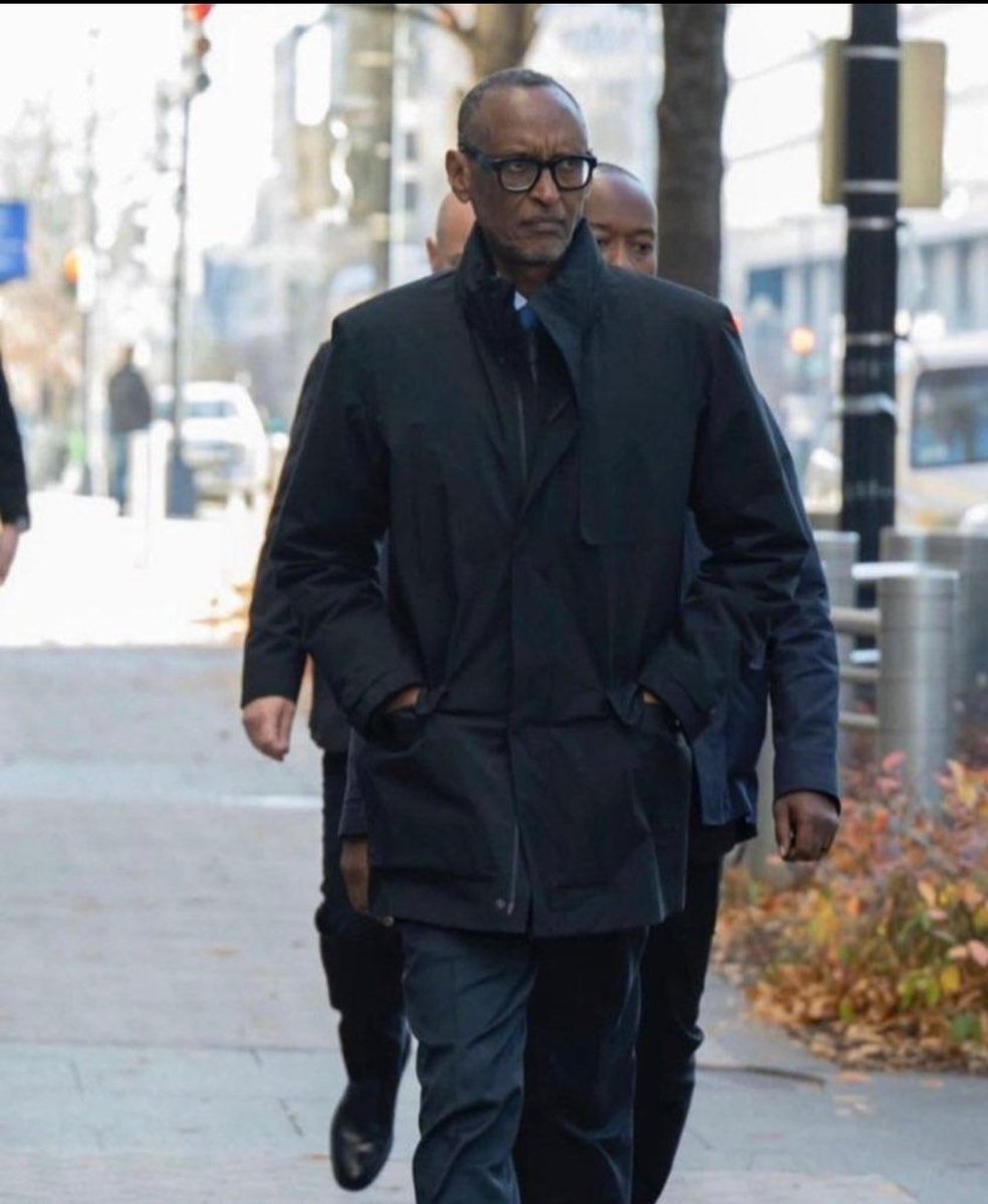 Mureke twereke amahanga the way we love and proud of our president 🇷🇼♥️ 
Niba umukunda kanda like😌🥳🥳