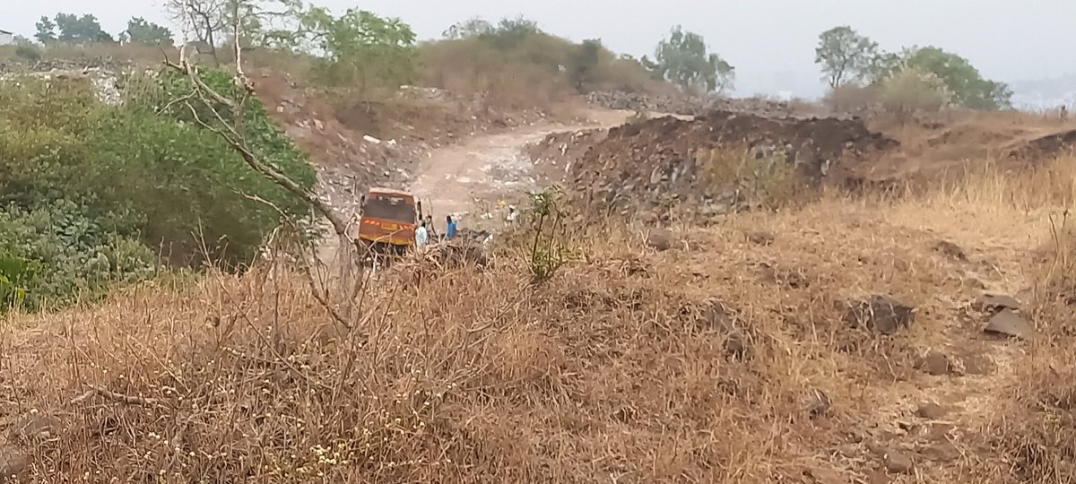 ArnavGandhe's tweet photo. Plotting ,road-excavation work on Mahatma tekdi,Kothrud has resumed again. How many more complaints are required to take a firm action by the government @PMCPune?Not single hill in Pune is left untouched from encroachment. 
Need a quick firm action @PMCPune
#savehillsofpune https://t.co/GDfHu4DvyF