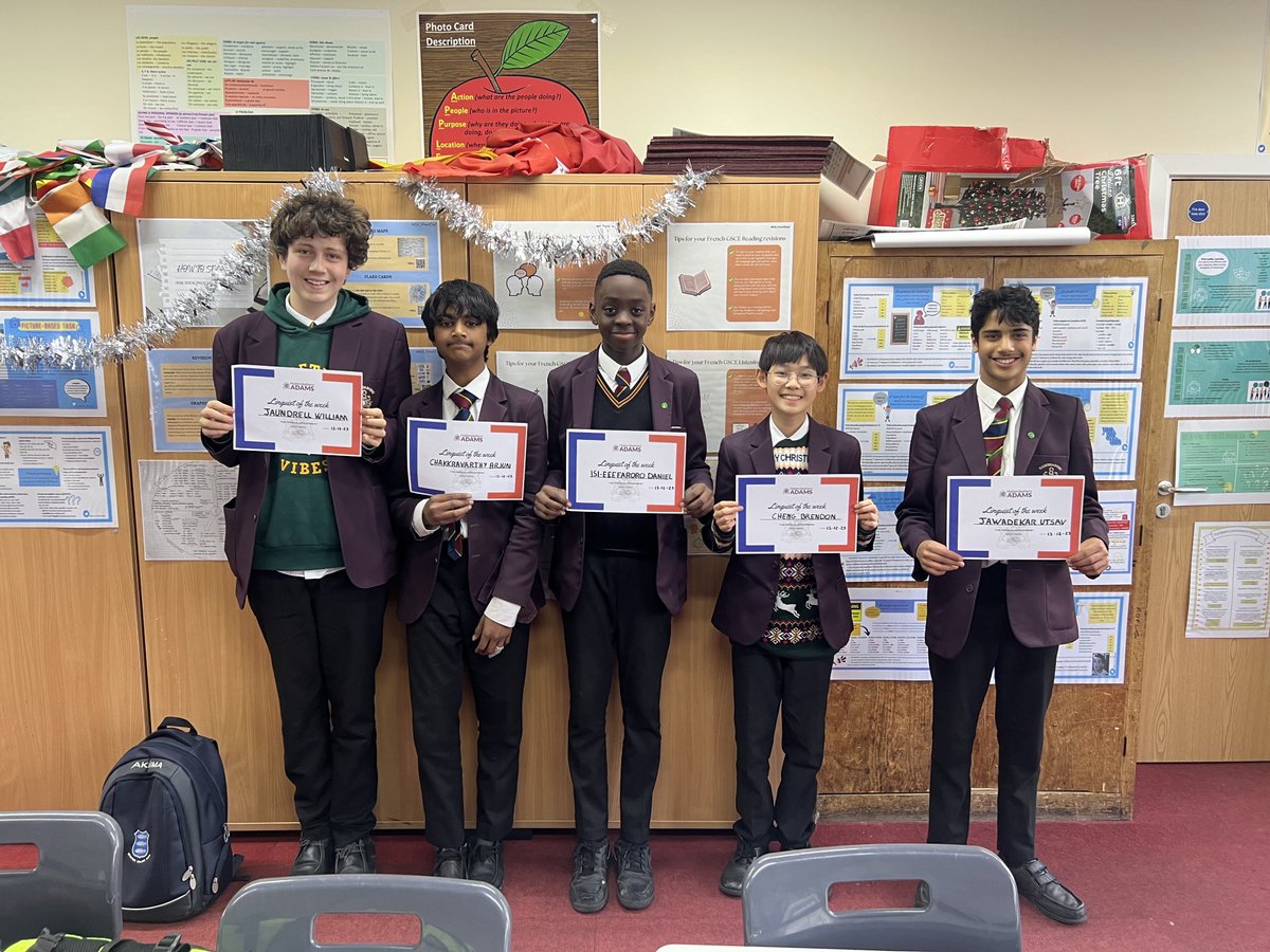 HA_FrenchDept's tweet photo. What a marvellous way to start this half-term! Huge congratulations to our year 9s for receiving their nominations of #LinguistOfTheWeek 🏆 - We are extremely proud of you all. Well done! Bravo!👏 #ProudTeacher #SmashingStartToTheTerm  #ñCelebratingSuccess #HardWorkPaysOf 😊👍🇫🇷 https://t.co/bwqTgq7iAv