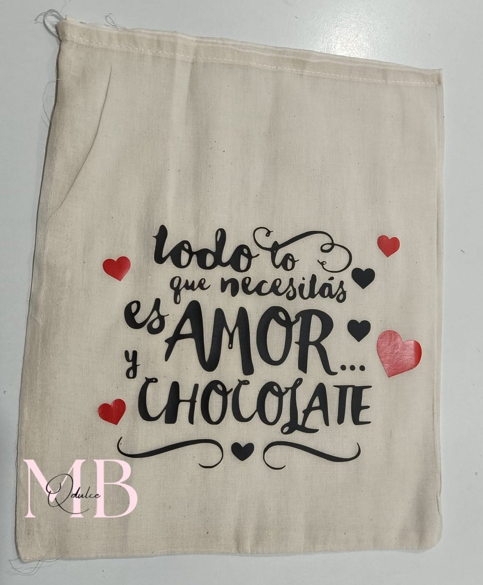 Bolsa con mensaje🍫❤️
#bolsa #bolsamensaje #bolsamensajepersonalizado #bolsaalgodon #bolsaasasconmensaje #vinilo #vinilotextil #hechoamano #qdulcemb #plazapascualveiga #avenidadebarcelona #santiagodecompostela