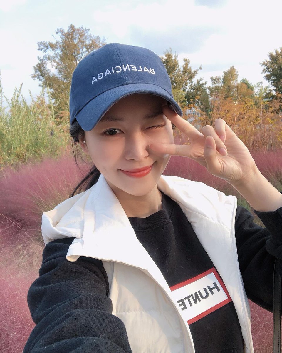 리듬을 타야 한다는 게 뭔말인지 이제야 조금씩 알아간다. 리듬이 중요해. 하루키가 말하는 <리듬을 단절하지 않는 것의 중요성>을 매일매일 깨닫고 있다