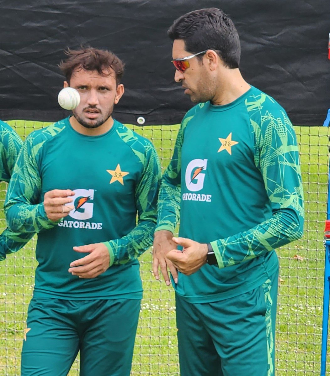 cricbased's tweet photo. Yorkers loading… 👀👀 https://t.co/MiIwohMAUs