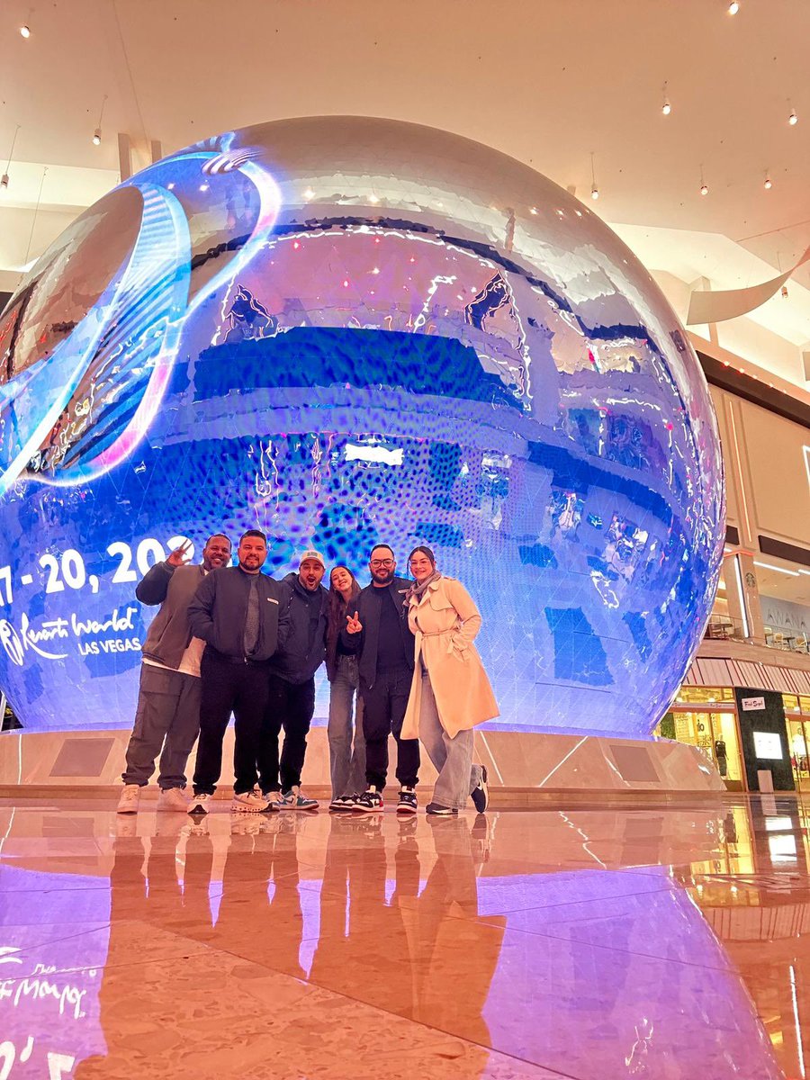 Terminamos nuestro 1er día en Las Vegas.
Mañana es un día duro de muchas reuniones y grabaciones con nuevas tecnologías para TuPlantaPR.com

.
#ces #ces2024 #ceslasvegas