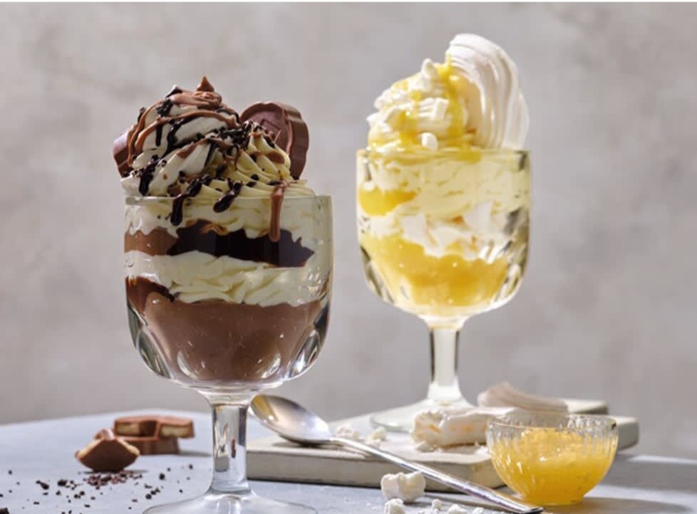 HarvesterMpark's tweet photo. Scoop up our new ice cream sundaes, Fabulously Chocolaty Sundae and Lemon Blizzard Sundae, our 40th birthday creation voted for by our customers!

🍨🍨🍨🍨🍫🍋🍨🍨🍨

#fabulouslychocolaty #lemonblizzard https://t.co/rvq1IHpiye