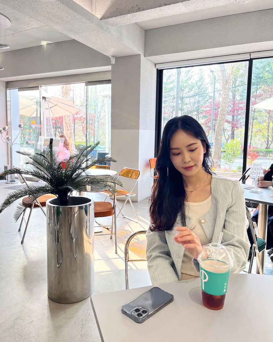 옷 입엇을때 이쁜 핏 몸무게래 조이자