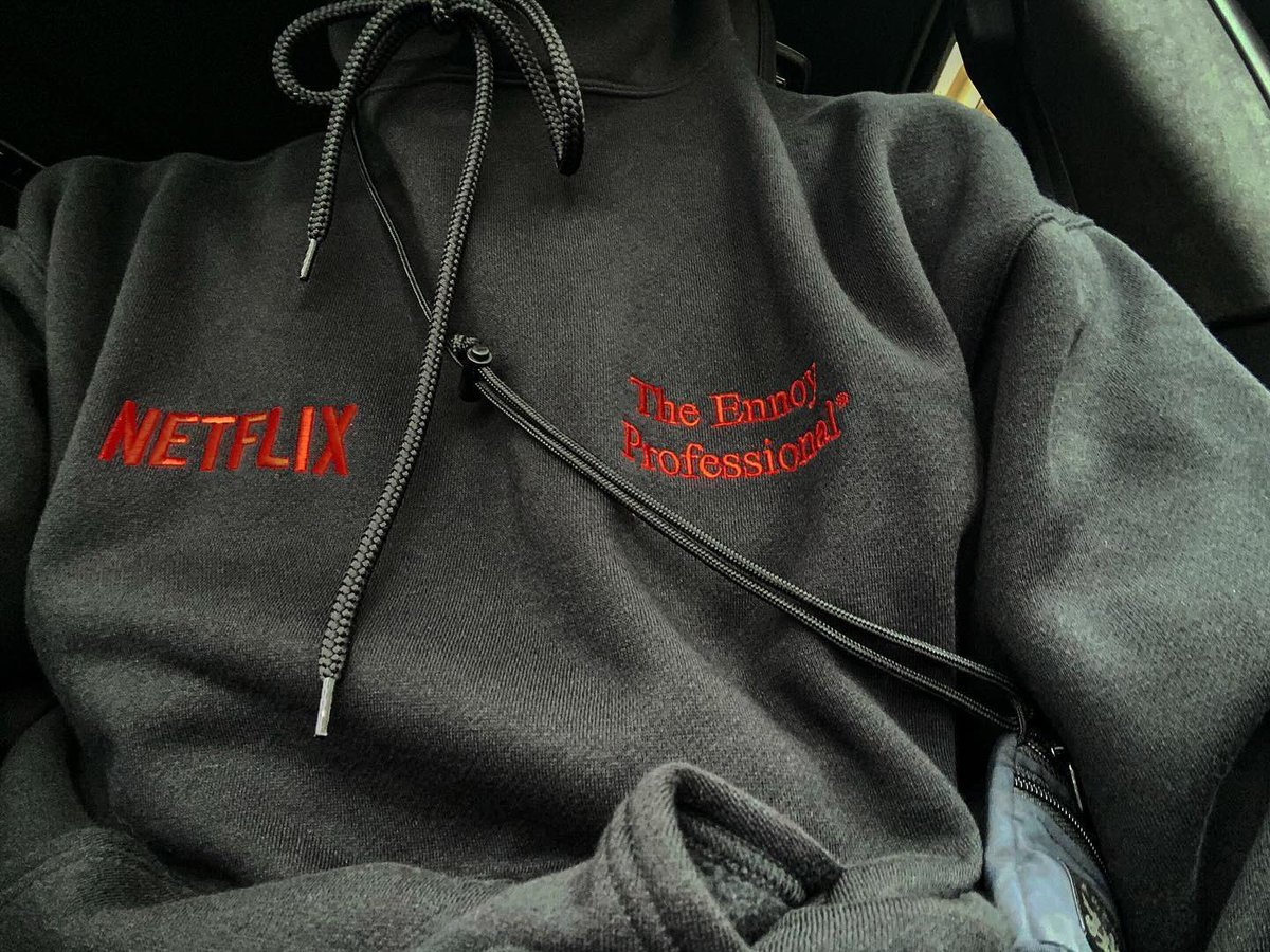 ENNOY × Netflix コラボ TEE/HOODIE が2024年 1月下旬 発売予定