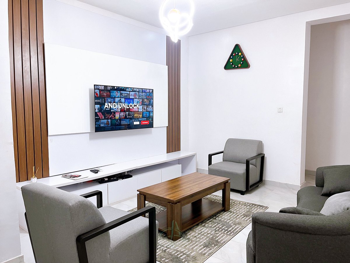 MShortlets's tweet photo. Indulge yourself in comfort and enjoy a relaxing staycation in our luxurious 2-bedroom apartment.

Location: Oniru, V/I
Rate: N75,000 a night 

Send a Dm to book a stay https://t.co/GjiEeVwyxf