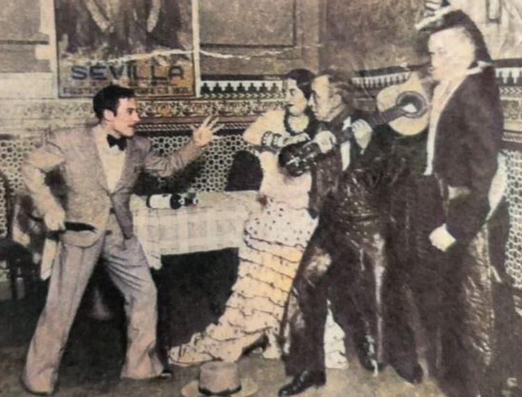 TRAS LAS HUELLAS DE ROSARIO LA ANDALUCITA, CANTAORA EN EL EXILIO (IV) - Flamencas por derecho

flamencasporderecho.com/tras-las-huell…