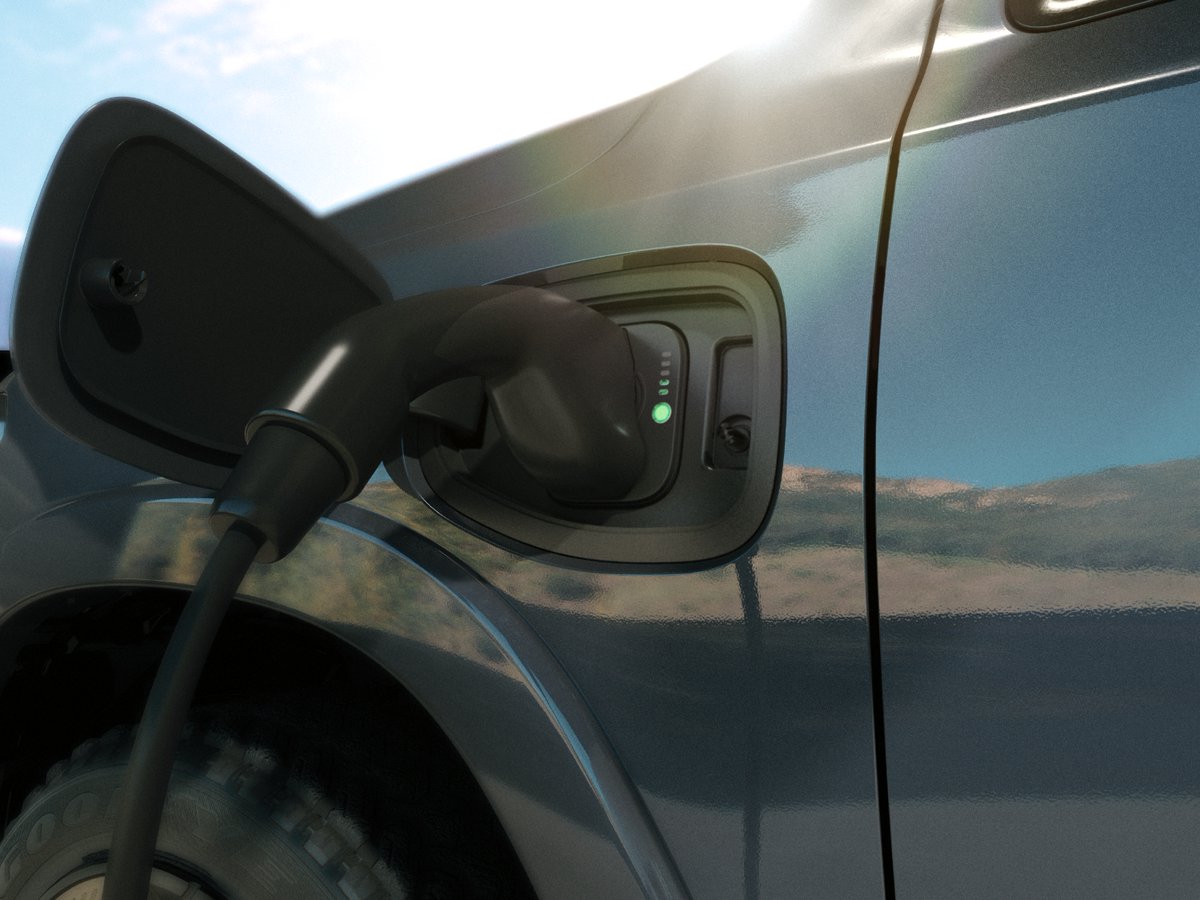StellantisNAEsp's tweet photo. La @RamTrucks 1500 REV se prepara para revolucionar el mercado de las pickups con un diseño exterior impactante, una tecnología vanguardista y unas capacidades electrificadas excepcionales. Llegará el próximo año. #RamREV #Ram1500 #RamTrucks #EV https://t.co/05X2WZw1PG