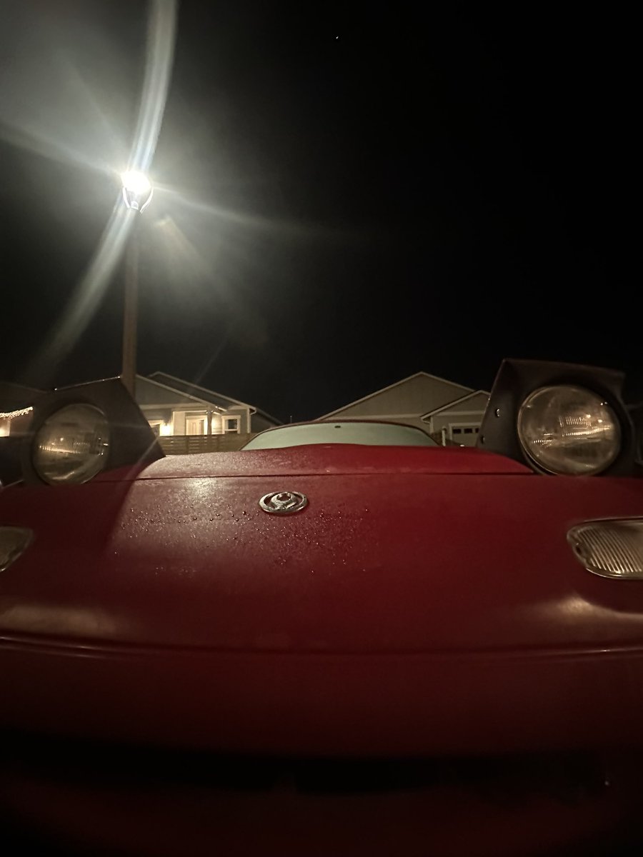 FLAWLESSZEL's tweet photo. I been gone making my cars not run anymore🔥 https://t.co/K4PPe02ik1