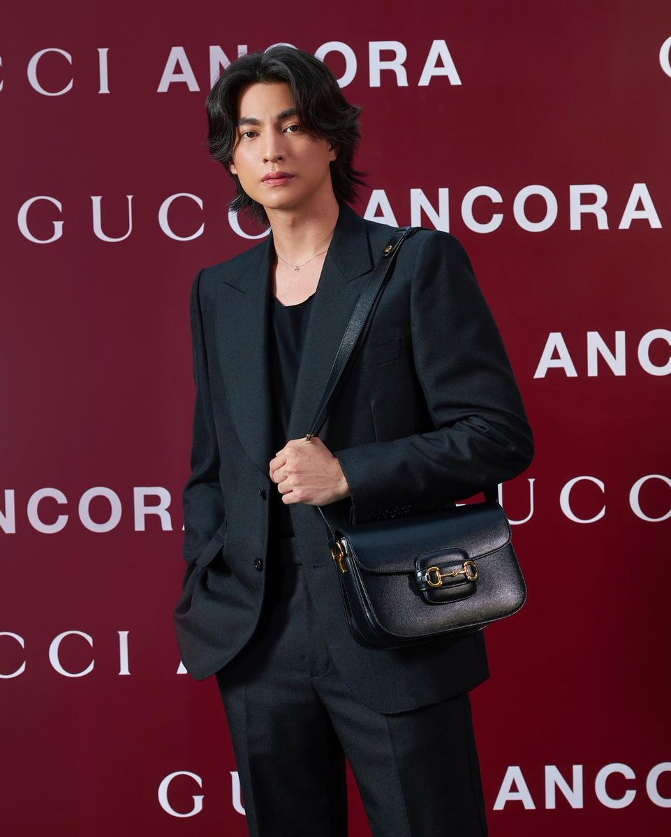 fan_person14's tweet photo. I'm just over here waiting to see airport fashion of our main guy... So excited for this trip! I wish and pray that you will have loads of success and blessings on this trip Gulfie. 

GULF KANAWUT
#GulfKanawut @gulfkanawut https://t.co/MzDJqImu4q
