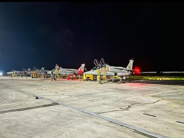 ani_digital's tweet photo. India plans new airport for both military, civilian aircraft operations in Lakshadweep's Minicoy

Read @ANI Story |  https://t.co/j314zKDzkD
#Lakshadweep #Airport #Military #Maldives https://t.co/uIPBCx6w0w