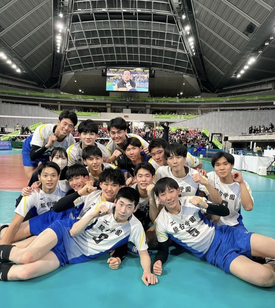 駿台学園バレーボール部練習着 駿台学園バレーTシャツ （連覇がかかる駿台学園や地元日本航空ら