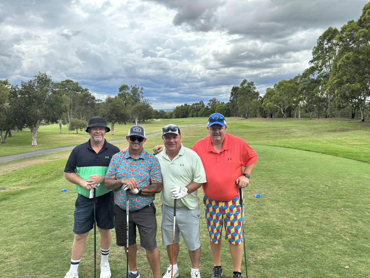 Bit of golf to start the week with the boys #huntervalley#cypresslakes