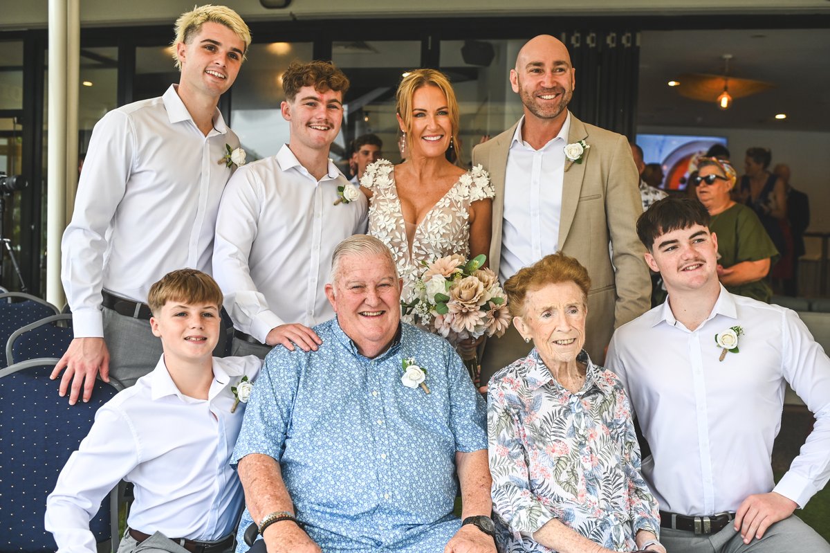 PalliativeCareQ's tweet photo. To watch your children get married is a feeling like no other. It can bring parents immense joy and happiness, as they watch their children embark on a new chapter in their lives with the one they love.  

Read more about this wish HERE > https://t.co/Yn81SC1d3b https://t.co/7wVn9HKTfT