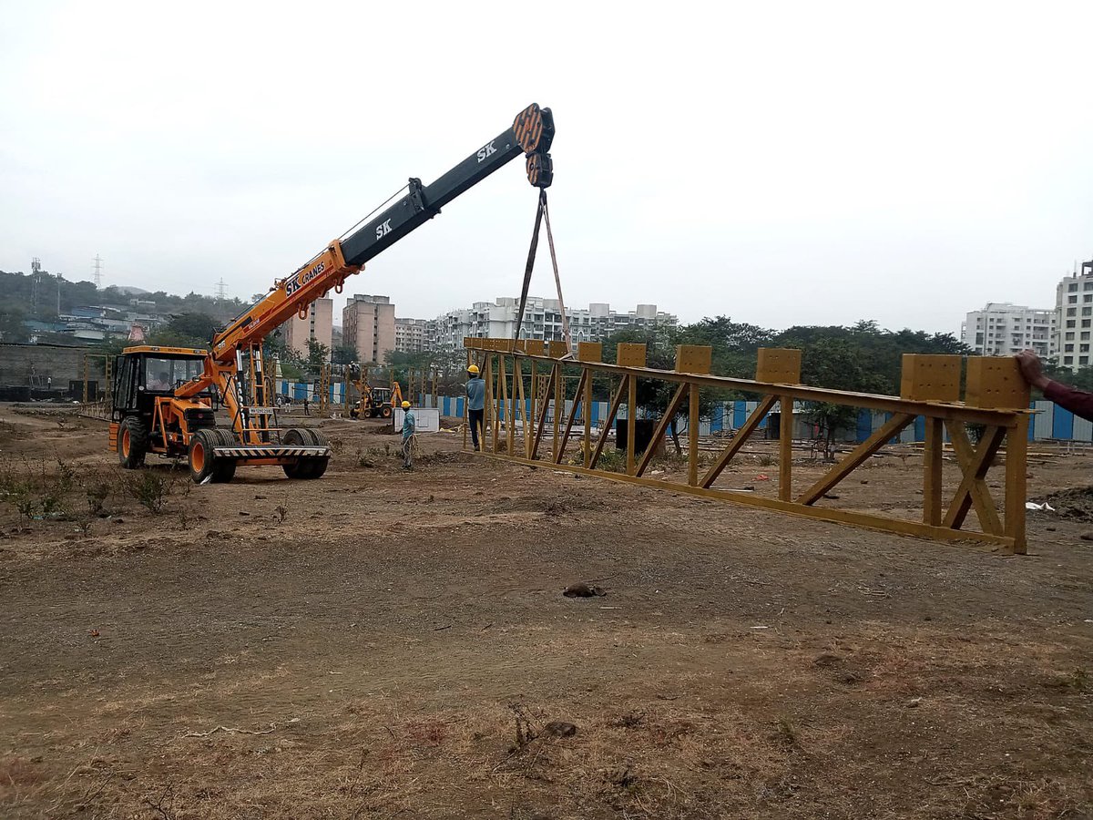 SK Crane (KALOKHE CRANES) “Lifting Tomorrow’s Future” Connect Us For Monthly And Yearly Based crane service. Contact No:8308490817 Email:karankalokhe0698@gmail.com