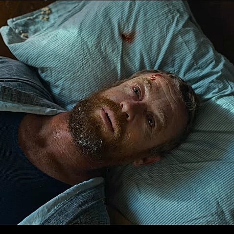 SabineDi63's tweet photo. #SimonBaker as Robert in "Boy Swallows Universe". The Series with 8 episodes, will start on Thu., 2024/01/11, on Netflix. https://t.co/tuRfGyxILC