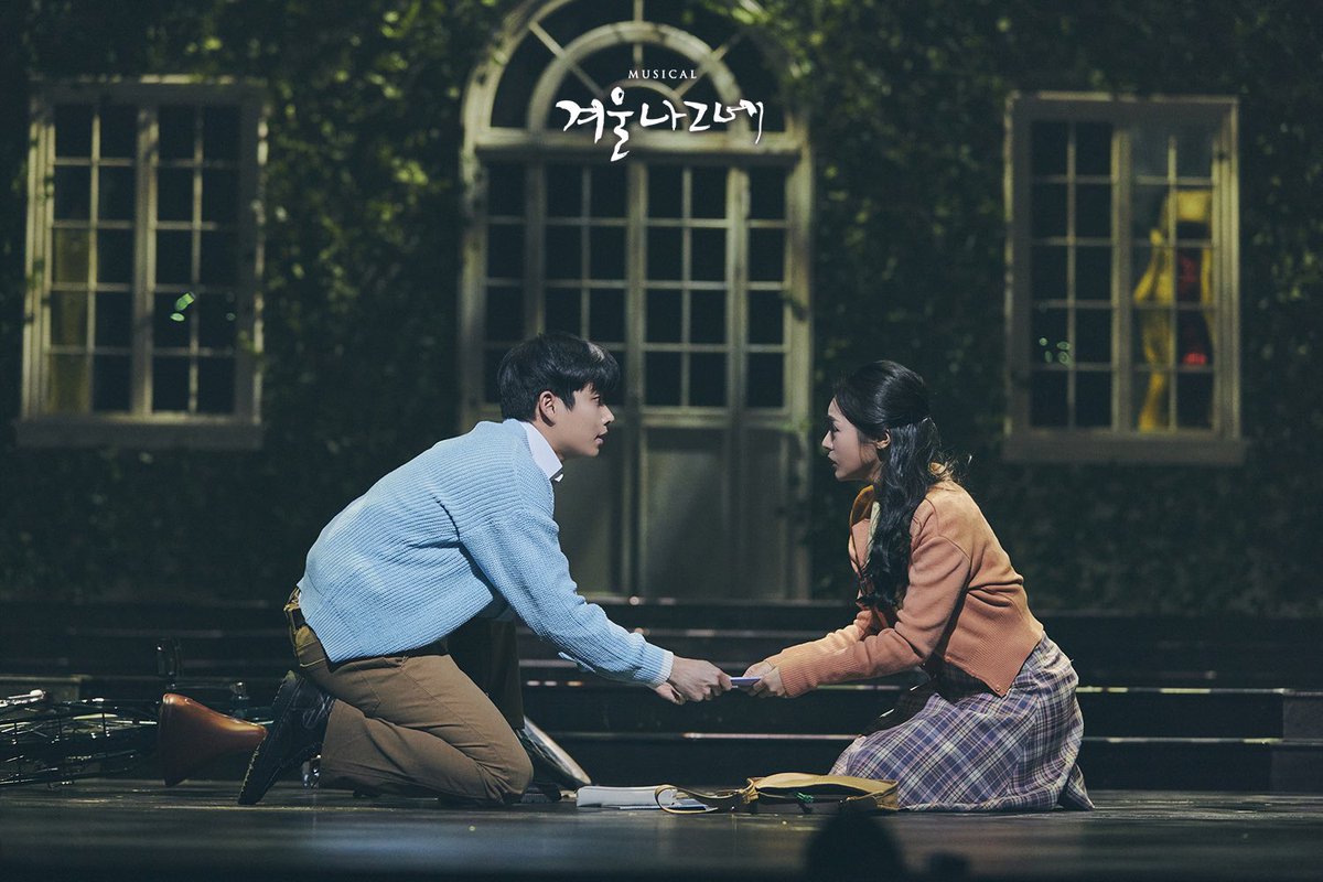 ACOMMUSICAL's tweet photo. [뮤지컬 #겨울나그네] 🚲

잊을 수 없어 마주친 그 눈빛 
나도 모르게 설레는 이 맘  

한민우 #MJ
정다혜 #임예진

❄

이제 그대 곁에 내가...

2023.12.15 - 2024.02.25
#한전아트센터

🔗https://t.co/TKJB8K24SS https://t.co/ptzDKUbeUj