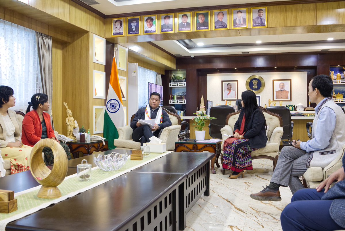 PemaKhanduBJP's tweet photo. Happy to have met Ms Ratan Anya, Chairperson of Arunachal Pradesh State Commission for Protection of Child Rights. Other members of APSCPCR were also present.

We discussed critical issues related to the well-being of our children.

Together we're committed to creating a safer and nurturing environment for them.

@MinistryWCD
