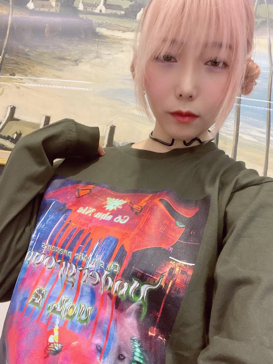 ぱっちん銀星人　コシュニエ　Cö shu Nie □ Goods Photo □ ⁡ 📷´-1 こしゅあん SWEATSHIRT (M size) 📷´-2 こ