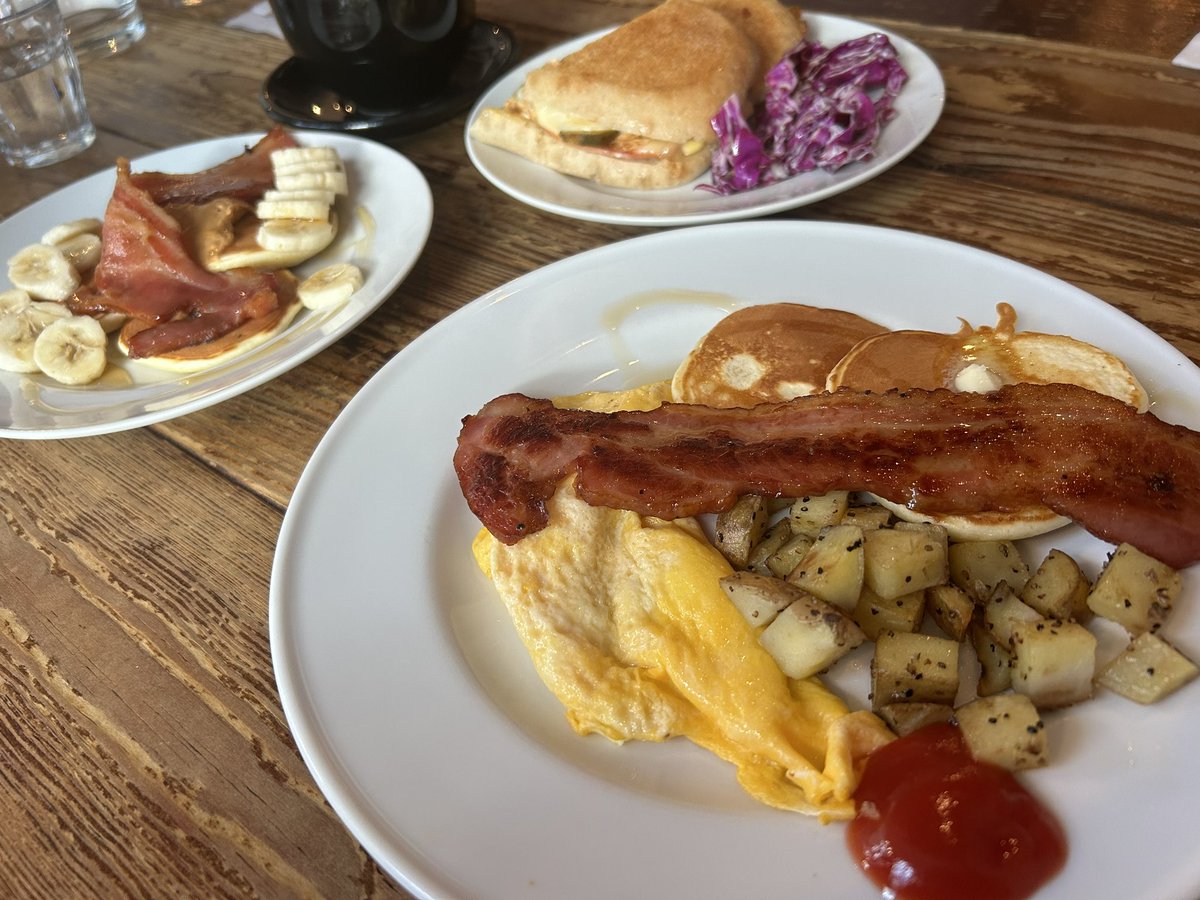 misakimutter's tweet image. いつかのモーニング

#モーニング　#8to5
#朝活　 #カフェ #カフェ活 #カフェ部 #カフェ巡り #カフェ巡り大阪 #大阪カフェ #大阪グルメ #カフェ好きな人と繋がりたい  #カフェ巡り好きな人と繋がりたい