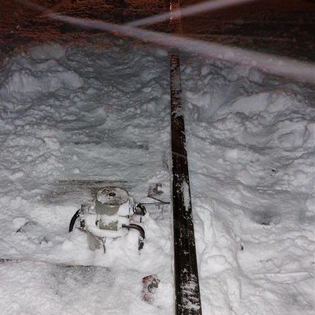 #Neige❄️Trains racleurs &amp; chasse-neige, réchauffage des aiguilles, adaptation de la vitesse des trains : nos équipes se mobilisent depuis ce week-end pour limiter l'impact du froid sur le réseau ferroviaire et permettre la circulation des trains en toute sécurité !