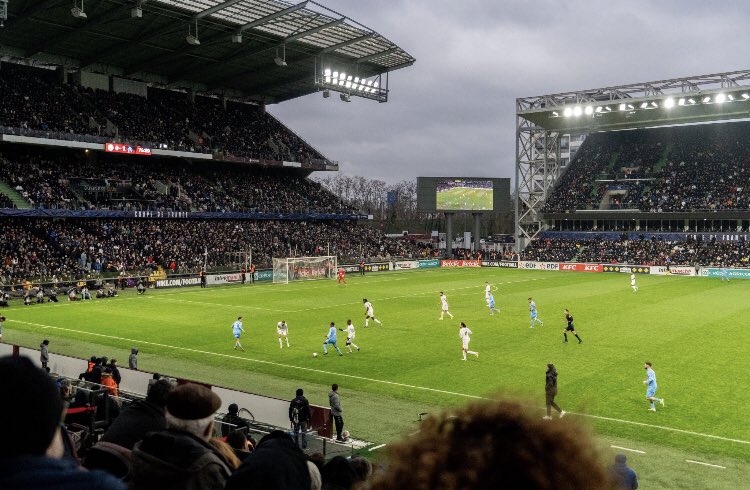 Ligue1Stadium tweet picture