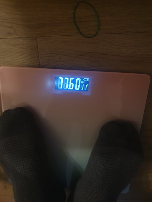 77.60  하루종일 굶었는데 안빠지노.. 주말에 많이처먹해서 그런가ㅜㅜ https://t.co/k9oBJKfTW0<a href="/tag/mvsales"class="tags"><span>#mvsales</span></a>