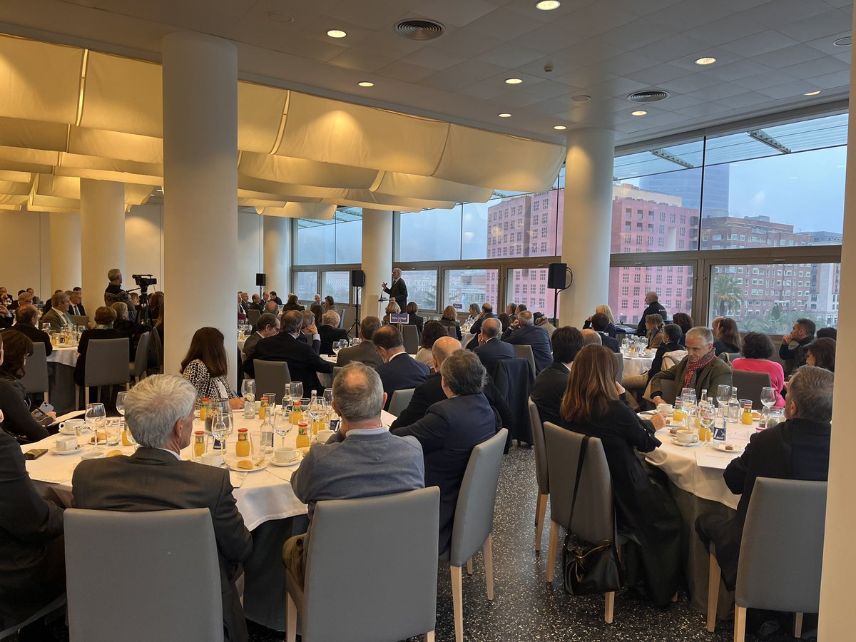 Magnífica ponencia de Antón Costas en la presentación del cuarto informe de <a href="/zedarriak/">zedarriak</a> <a href="/CESEspana/">Consejo Económico y Social de España</a>