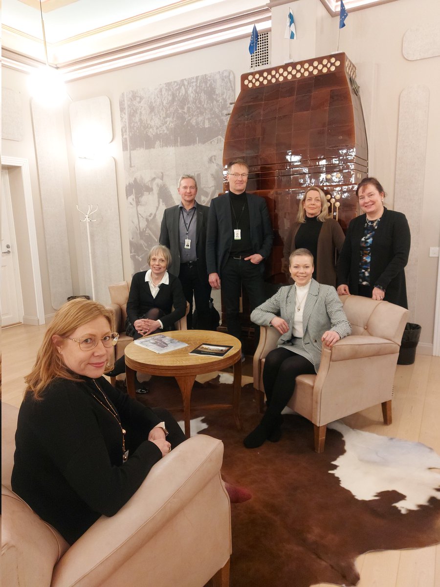 Hyvä ja rakentava keskustelu Pohjois-Savossa yhdessä <a href="/tyttimaatta/">Tytti Määttä</a> ja @vehreavesa. Kiinnostavia yhteisiä tutkimusaiheita identifioitu #vesi #maatalous #metsä #marjat