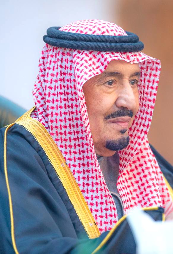 HRHMBNSALMAAN's tweet photo. اللهم مد في عمر سيدي   #خادم_الحرمين_الشريفين
الملك #سلمان_بن_عبدالعزيز 
وأمنحه الصحه والبسه لباس القوه والعافيه
 https://t.co/5aRdOle0h3 https://t.co/dgbmWvUaky