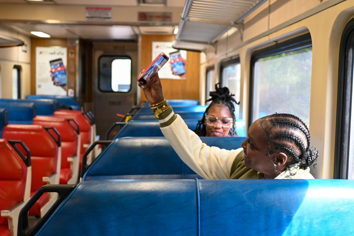 CTrides's tweet photo. No stress, just selfies and good vibes on the train. π€³ππΈ
Visit https://t.co/FAY6SOWaw2 to plan your selfie-worthy adventure.
#SustainableTravel #TrainTravel #CTrides #TransitIsATrip https://t.co/M23TiI4a1e