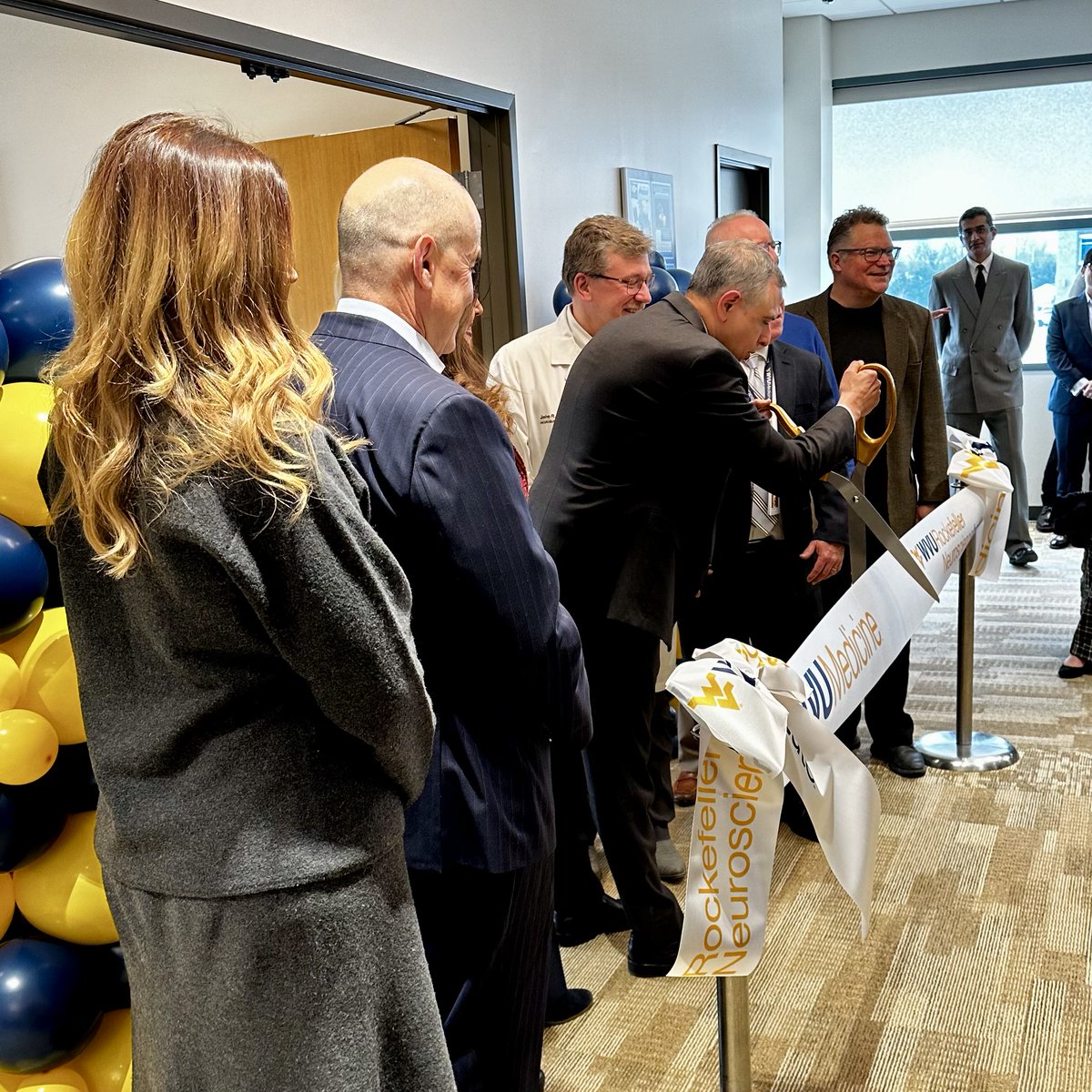 Yesterday’s ribbon-cutting ceremony at the Rockefeller Neuroscience Institute means Eastern Panhandle residents will now have access to state-of-the-art treatments, cutting-edge research, and expert medical professionals right in their own backyard.