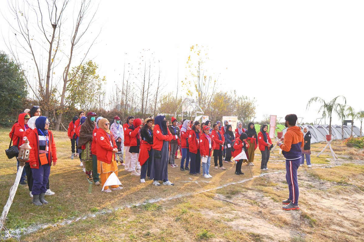 MillionSmilesPK's tweet photo. Youth Empowerment and Community Engagement ! Investing in our youth for our future. 

Pakistan's Largest Youth Leadership Bootcamp comes to a closure with @JazzCash & @TheNBPak Leadership concluding it with a Million Smiles for all.

120 delegates from 67 plus Universities, 38 plus cities represented by all Provinces, GB & Kashmir and our Minorities. 

Hum Hain Pakistan 🇵🇰

#TrekVenture #MillionSmiles
